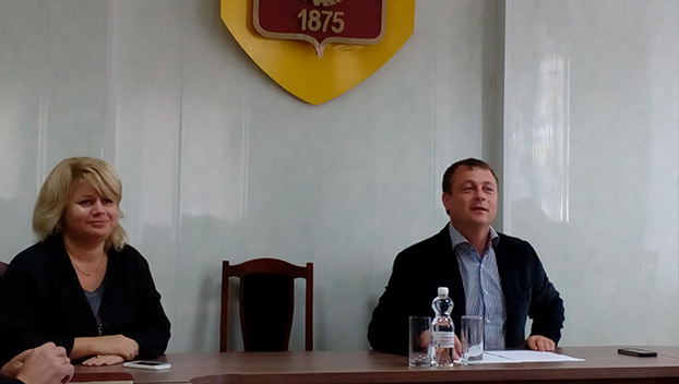 Покровские чиновники по пятницам заговорят по-украински
