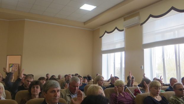 В Покровске приняли программы поддержки военкомата и налоговой