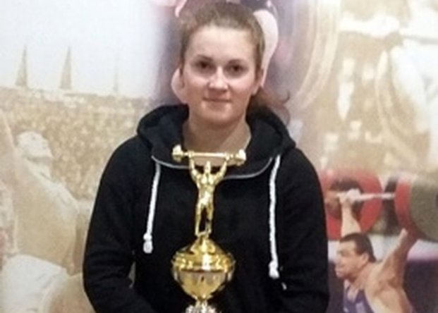 Тяжелоатлетка из Доброполья стала чемпионкой Украины