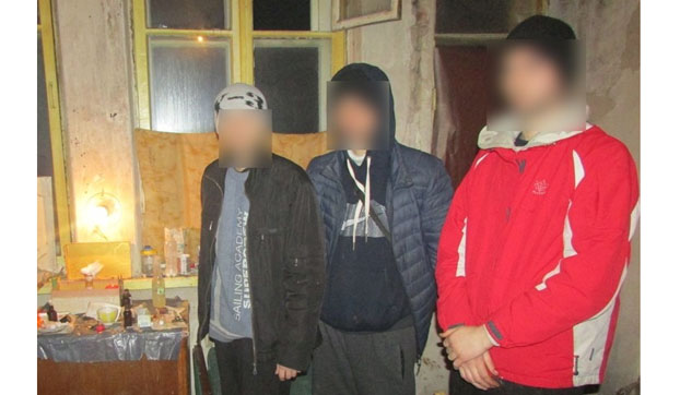 От Белозерского до Селидово: Полиция разоблачила изготовителей наркотиков