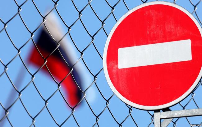 Порошенко ввел в действие решение СНБО о санкциях против РФ