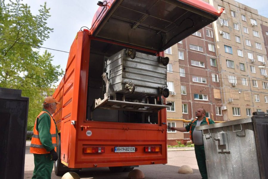 В Краматорске проведут дезинфекцию контейнеров для мусора