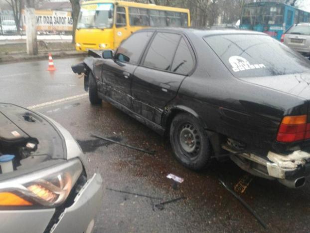 В Одессе дрифтер разбил 4 автомобиля на глазах у полиции