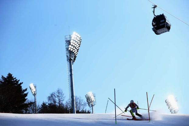 В седьмой день зимней Олимпиады станут известны имена обладателей девяти комплектов медалей в семи видах спорта