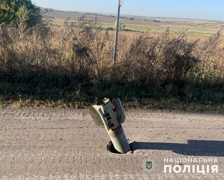Сводка полиции за сутки: Оккупанты сбросили авиабомбу на Торецк