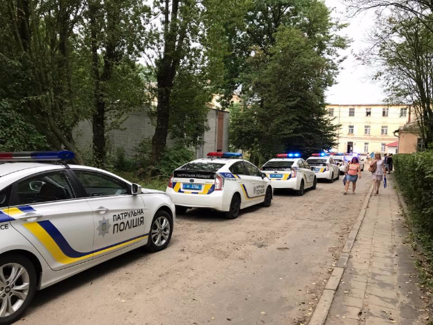 Захват 76 заложников в психбольнице Львова