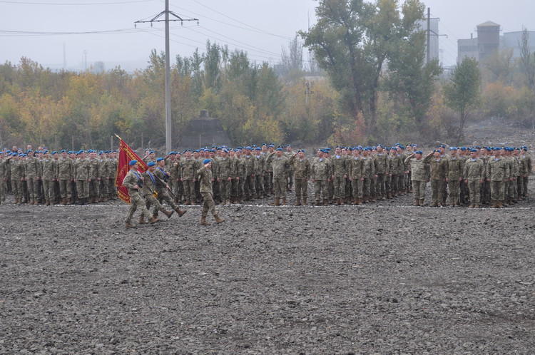 Краматорчане поздравили десантников с днем рождения бригады