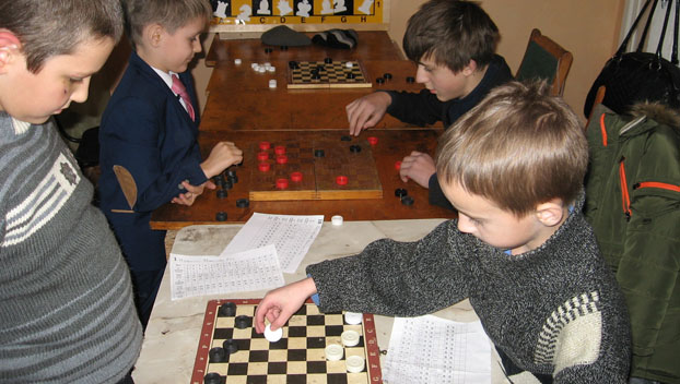 В Доброполье пройдет турнир по шашкам