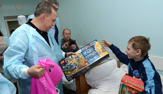 Борис Колесников на своей странице в Фейсбук поделился впечатлениями от посещения Черниговской больницы