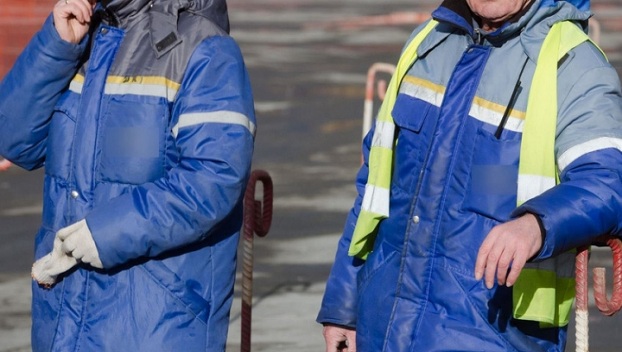 Украинских работников в Польше заставляют носить сине-желтую форму 