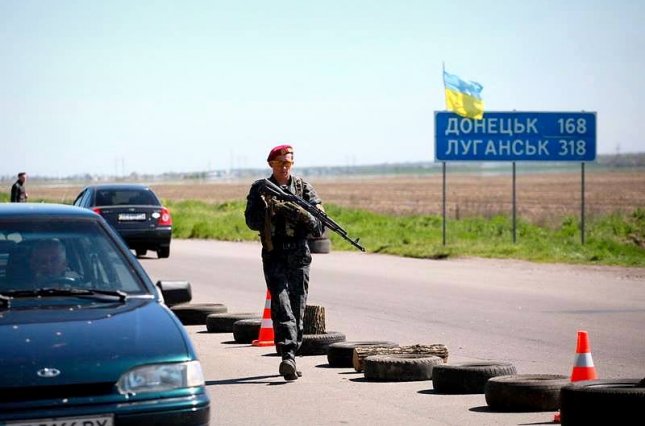 Блокпосты на Донбассе: раскрыта причина очередей на линии разграничения