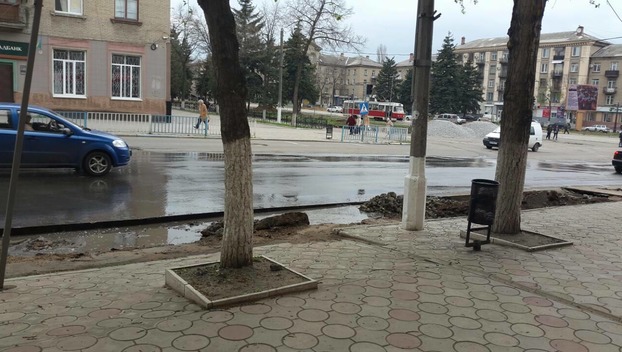 Жители Дружковки жалуются на зловоние в центре города