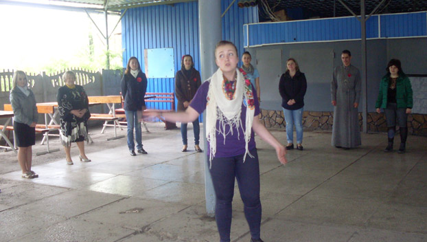 Студенты из Львова привезли константиновцам гаивки