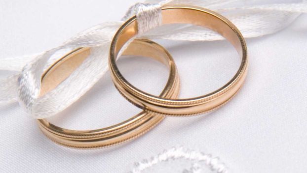 Пятьсот пар поженились в Мариуполе в рамках спецпроекта 