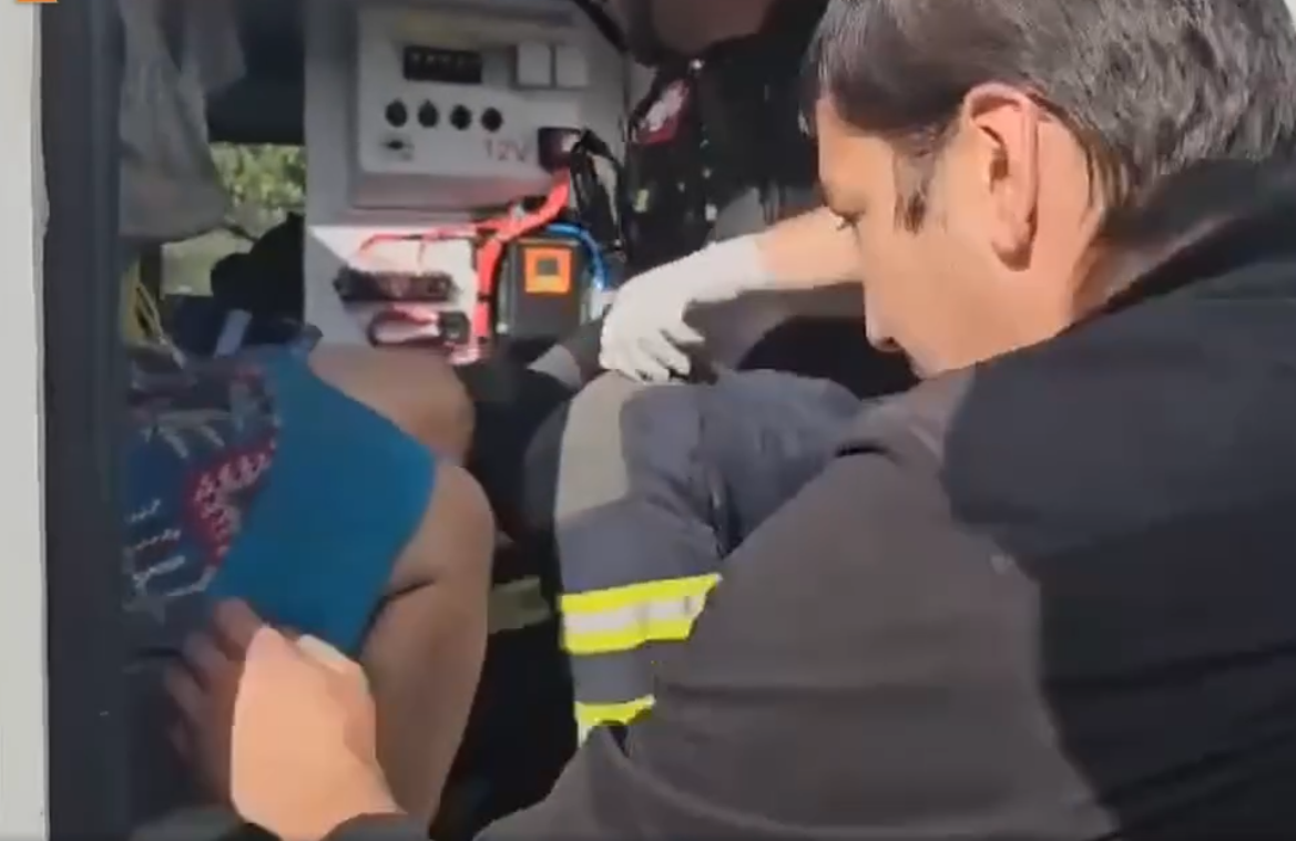 Рятувальники доставили поранену в Торецьку жінку в лікарню Костянтинівки