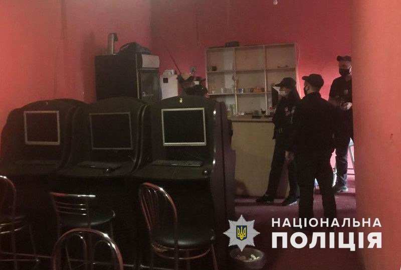 В Славянске работали замаскированные игровые залы