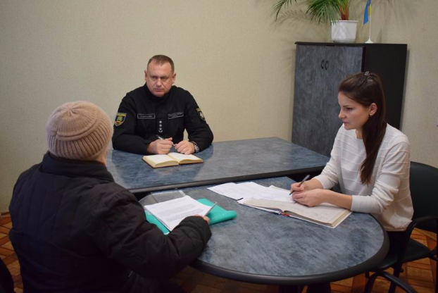 Начальник полиции Славянска провел еженедельный прием граждан