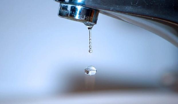 Об’єм постачання питної води скоротили у декількох містах Донеччини на тиждень 