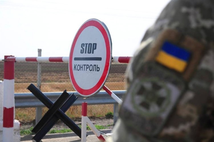 Нарушителей самоизоляции выявили на КПВВ Донбасса