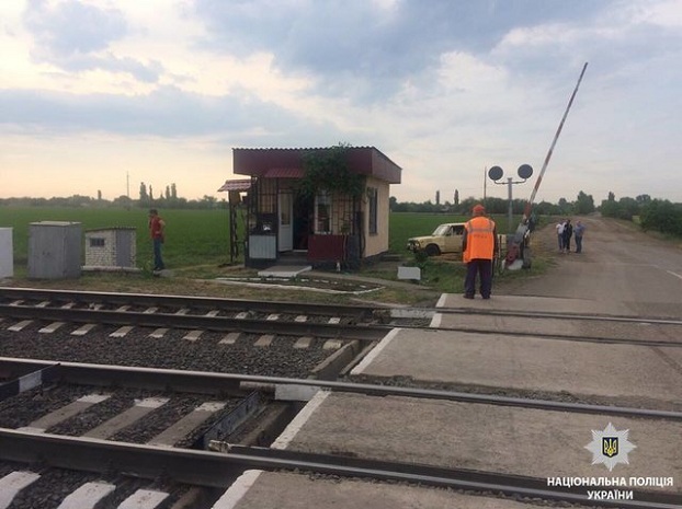 В Николаевской области поезд переехал женщину. У машиниста от случившегося остановилось сердце