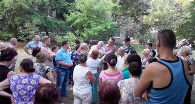 В Краматорске жители выступили против решения сессии городского совета