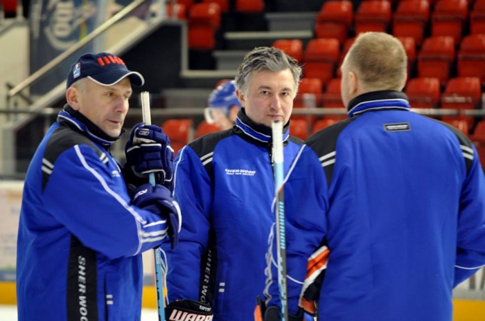 В сборной Украины по хоккею  –  14 игроков «Донбасса»