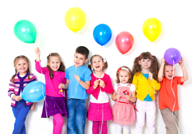 В Славянске организовали праздничный вечер для детей из социально-незащищенных семей