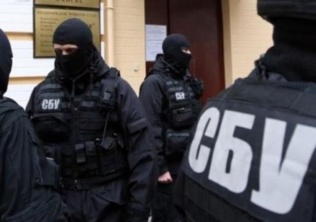СБУ накрыла группу торговцев оружием с Донбасса