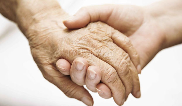 Как в Бахмуте стали проявлять заботу о пожилых