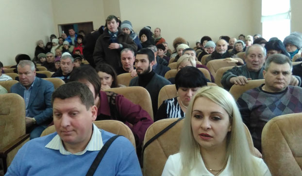 Группа поддержки мэра Покровска переместилась в сессионный зал
