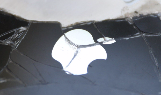 Во Франции начали расследование против Apple из-за замедления iPhone