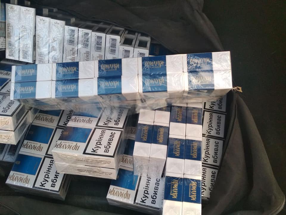 Пограничники не пропустили в Мариуполь партию контрафактных сигарет из ОРДЛО