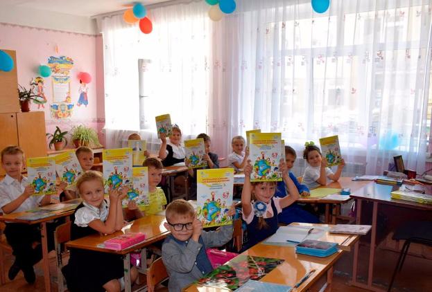 Начальник департамента экологии Донецкой области издал сказки для взрослых и детей