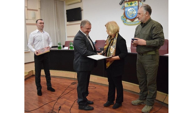 Грамотой Верховной Рады награжден голова одного из сельсоветов Добропольского района