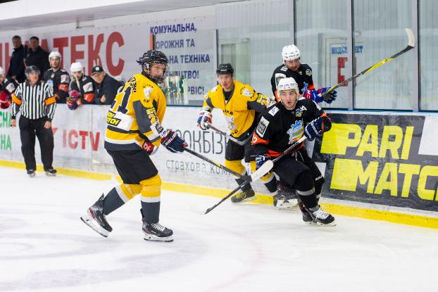 Хозяева предсезонного хоккейного турнира в  Кременчуге разгромили белоцерковчан