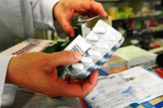 В Славянске заведующий аптекой незаконно продавал наркосодержащие препараты