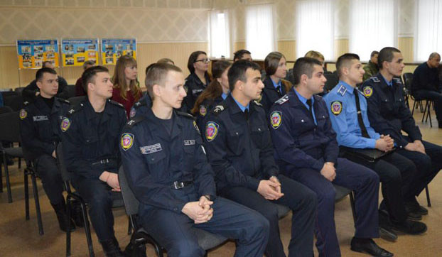 Курсанты харьковского вуза МВД прибыли на стажировку в Донецкую область