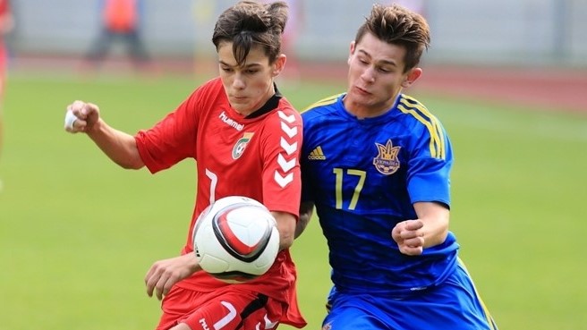 17-летние украинские футболисты квалифицировались в финал чемпионата Европы