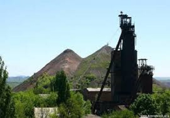 В Украине в этом году из бюджета потратят 3 миллиарда на дотации угольной отрасли – Гройсман