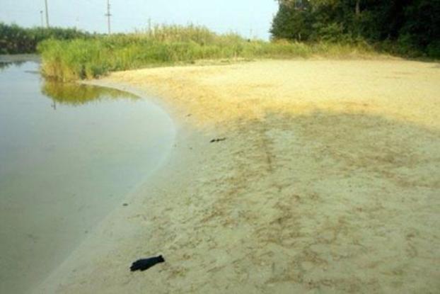 В Донецкой области тело 13-летней девочки нашли на дне водоема