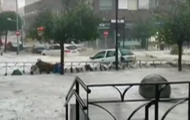 Мощный ливень затопил Мадрид