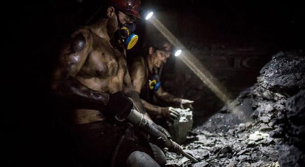 Горнякам закрытых шахт Донбасса предоставят рабочие места
