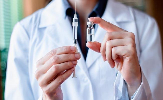 Вакцины от бешенства: в МОЗ рассказали, сколько доз передали в регионы