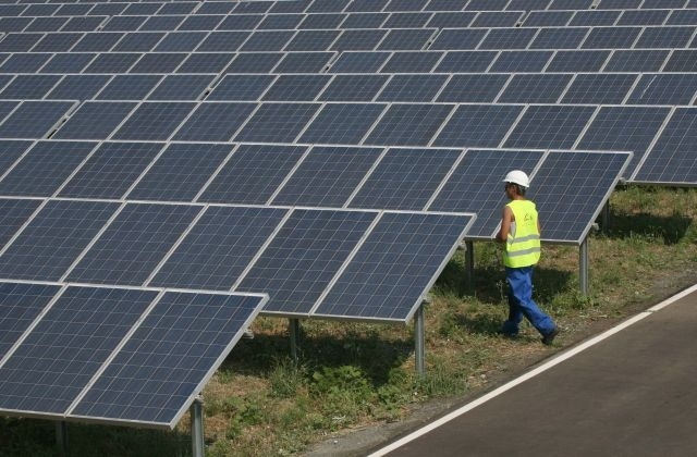 Солнечные электростанции обещают трем областям Украины уже в этом году