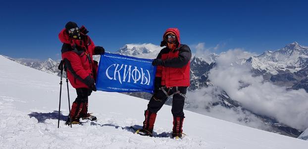 Команда мариупольских альпинистов покорила Гималаи
