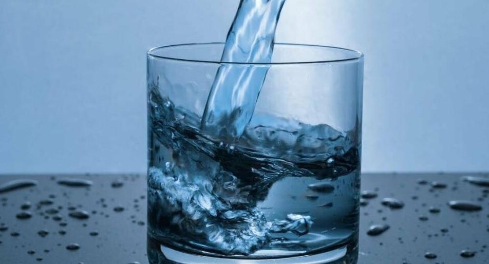 В Бахмуте мошенники предлагают установить фильтр для воды от водоканала