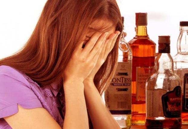 В Белозерском учащиеся лицея отравились алкоголем
