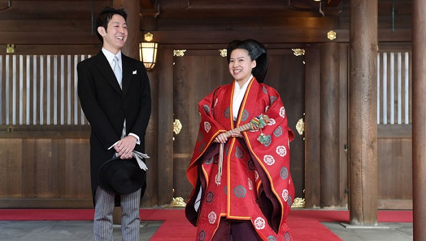Любовь побеждает все: внучка японского императора вышла замуж за простолюдина 