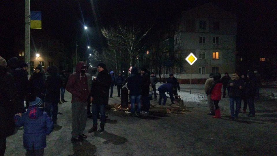 шахтеры акция протеста пикет блокирование улиц движение автотранспорта