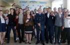 Участники «Лиги будущих полицейских» Мирнограда получили долгожданные удостоверения